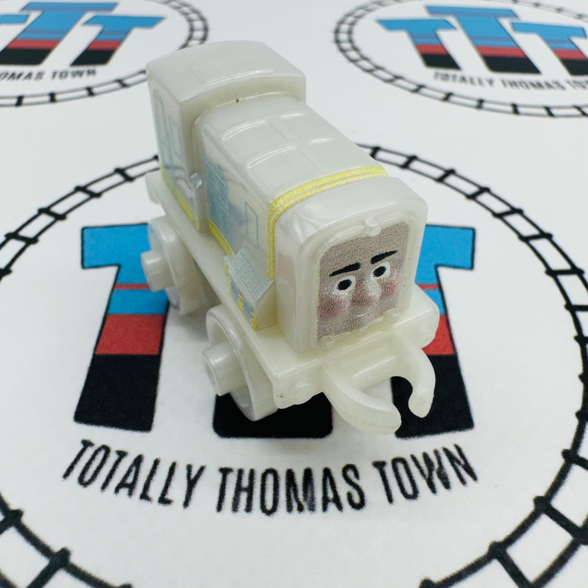 Paxton - Winter Chillin' Paxton Used - MINIS – Totally Thomas Town