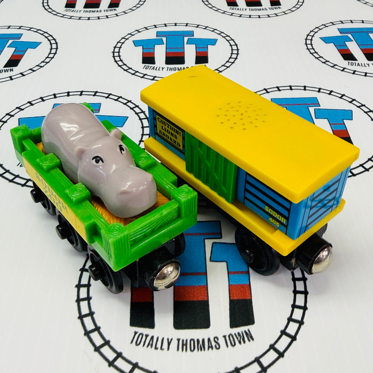 Sodor Zoo Cars with Roaring Lion Green Damaged Bottom (Learning