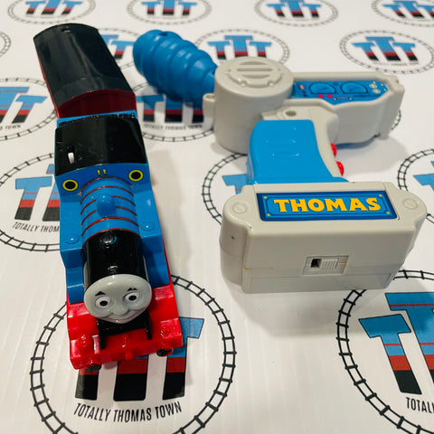 Remote Thomas and Passenger Car NO SOUND (2009) Used - Trackmaster