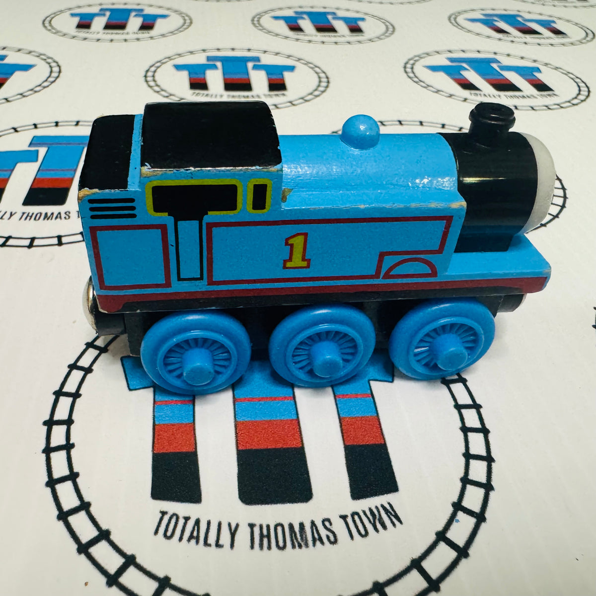 Thomas (Learning Curve) No Lines Good Condition Wooden - Used  display picture 1