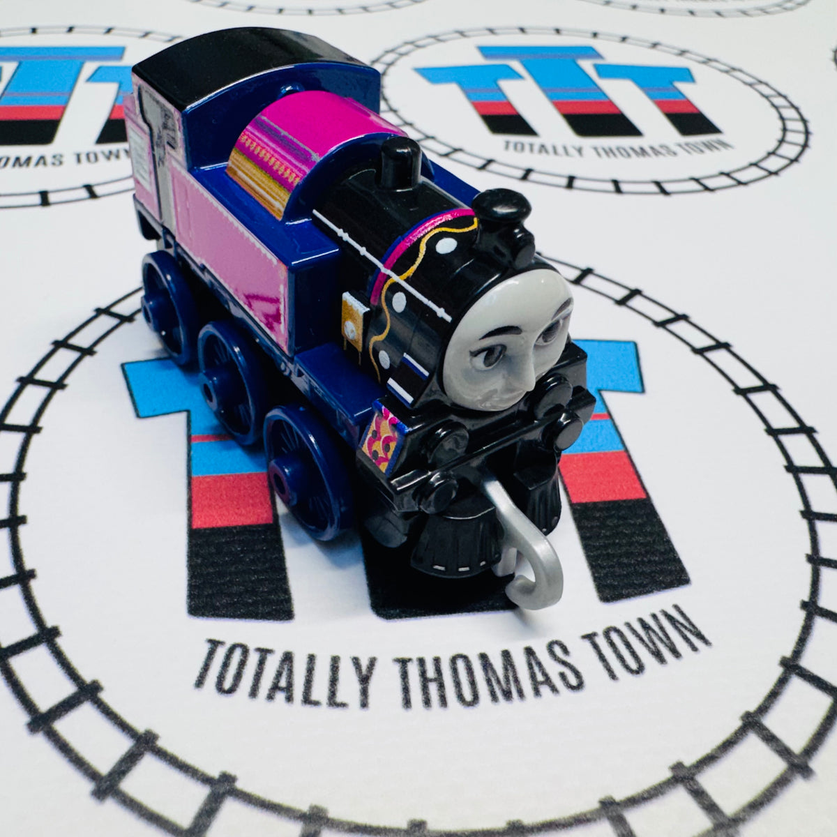 Ashima New no Box - Push Along – Totally Thomas Town