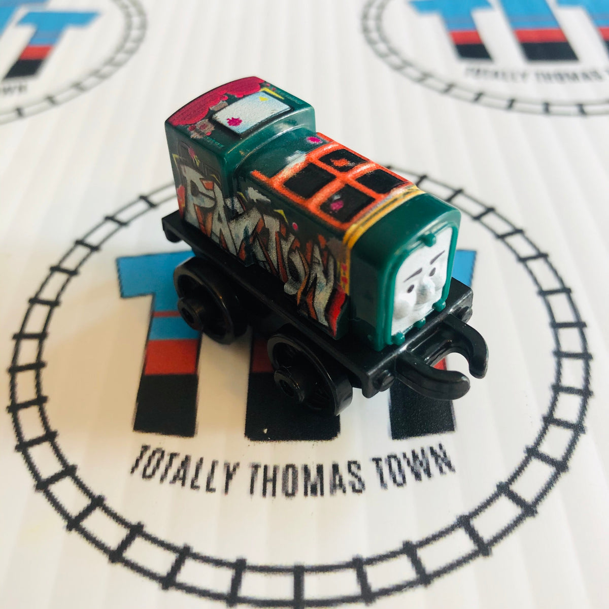 Graffiti Paxton Used - Minis – Totally Thomas Town