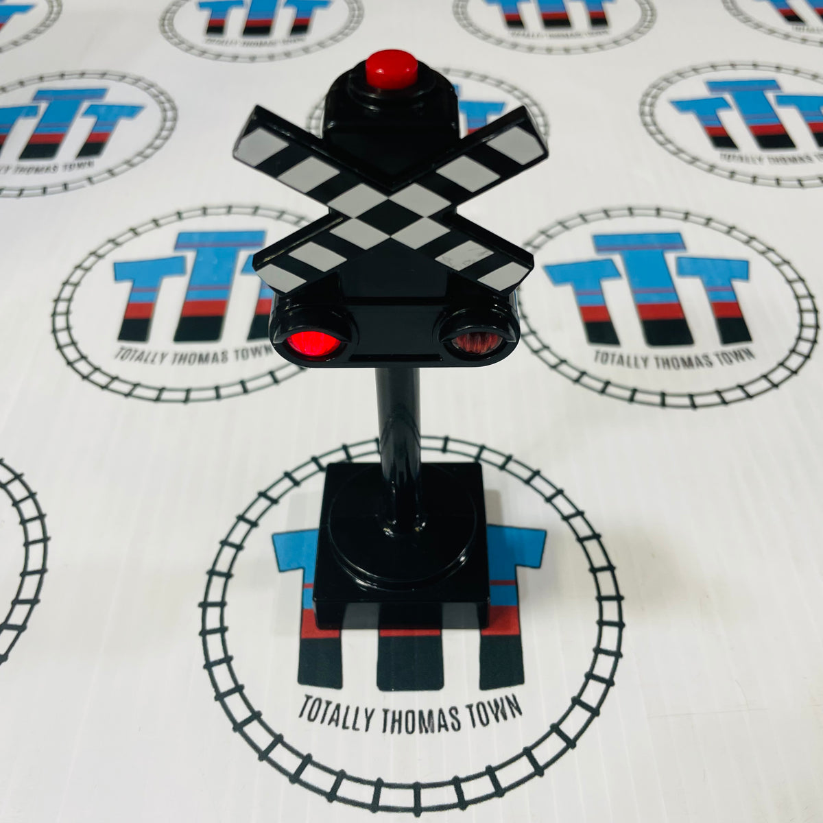 のん BRIO Crossing Signal 33862 Wooden - Used – Totally Thomas Town