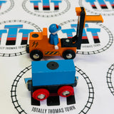 BRIO 33321 Fork Lift and Wagon Different Figure Set - Used