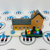 Birthday Station, Table and Different Cargo Car (2006) Good Condition Used - Trackmaster