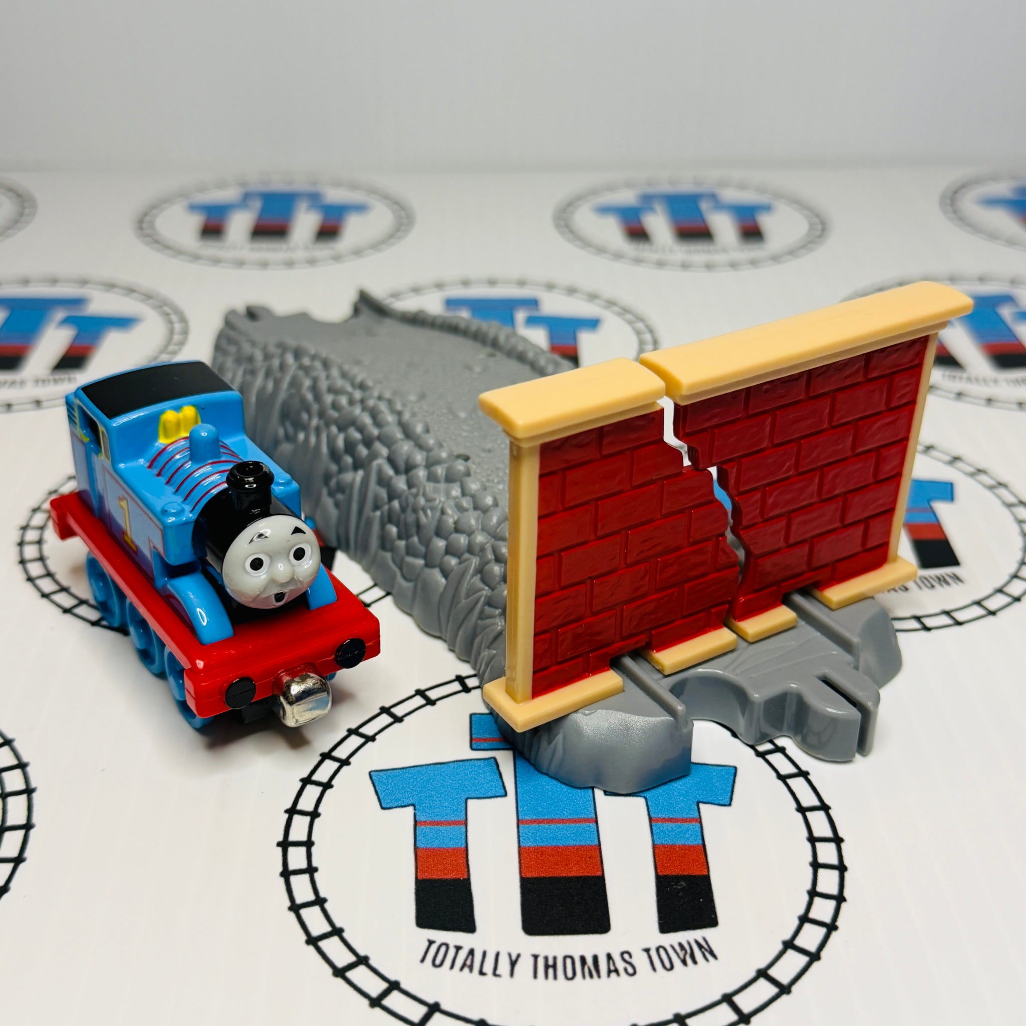 Thomas & The Special Letter with Surprised Thomas (2002) (Missing