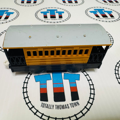 Henrietta (2002) Used - TOMY