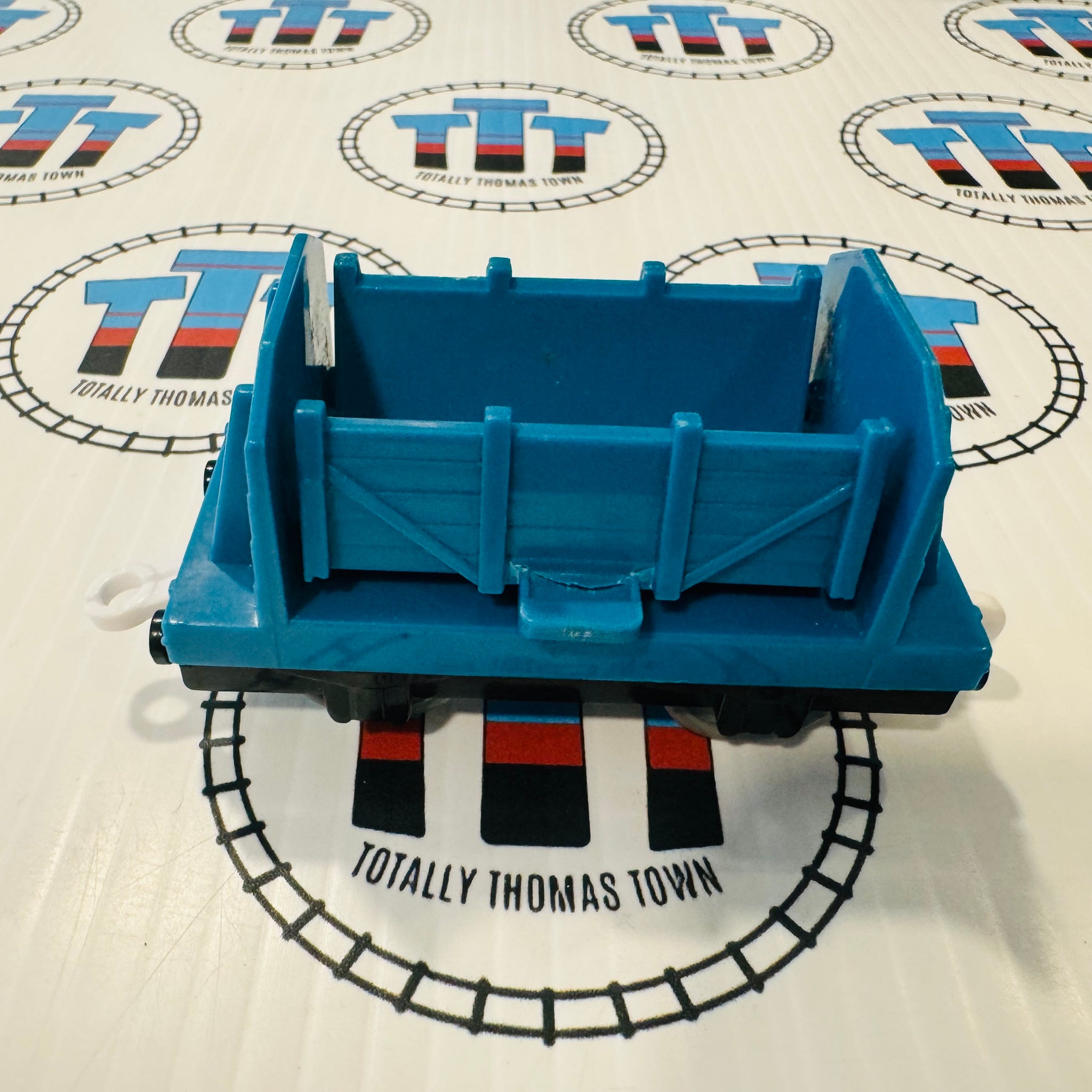 Dumping Car Blue No Sticker Used - Trackmaster – Totally Thomas Town