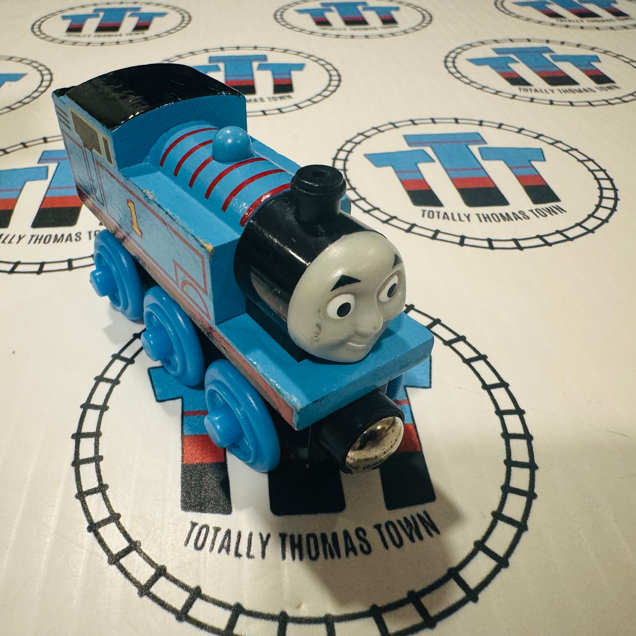 Thomas (TOMY) Good Condition Wooden - Used – Totally Thomas Town display picture 1