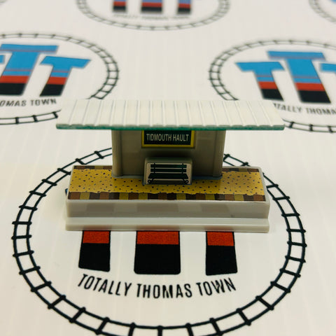 Tidmouth Hault Station White Snowy Roof Capsule Plarail - Used