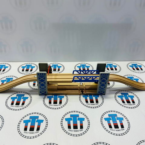 Collapsing Crossing Bridge Generic Brand Wooden - Used