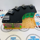 Roundhouse with Splitter #1 Chipped Track/Stained Splitter Wooden - Used