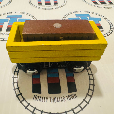Cargo Car Yellow with Cargo Generic Brand Wooden - Used
