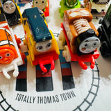 Minis Pack Fair Condition Couplings/Hooks (Damaged) Used - Minis