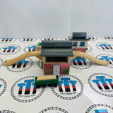 Sawmill Depot with Henry’s Log Car (1998) and 2 Logs #4 Roof Missing Peg Wooden - Used