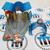 BRIO Smart Tech Train Service Station & Arch 33975 - Used