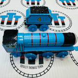 Gordon & Tender (Learning Curve 2002) Fair Condition Wooden - Used