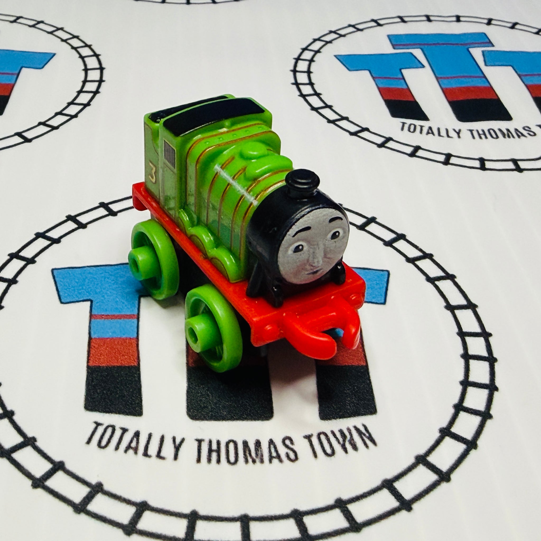 Newer Version Henry with Rivets Used - Minis – Totally Thomas Town