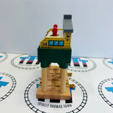 Deluxe Over the Track Signal #4 White Plastic Part Deformed/Bubbled Wooden - Used