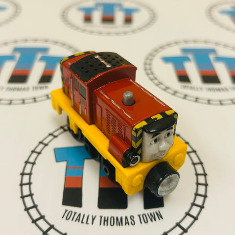 Salty Talking Round Magnet (2012) Fair Condition Used - Take N Play