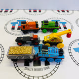 Train Value Pack for Customization #15 Fair/Poor Condition Chipping Paint/Discoloured/Missing Pieces Thomas Brand Wooden - Used
