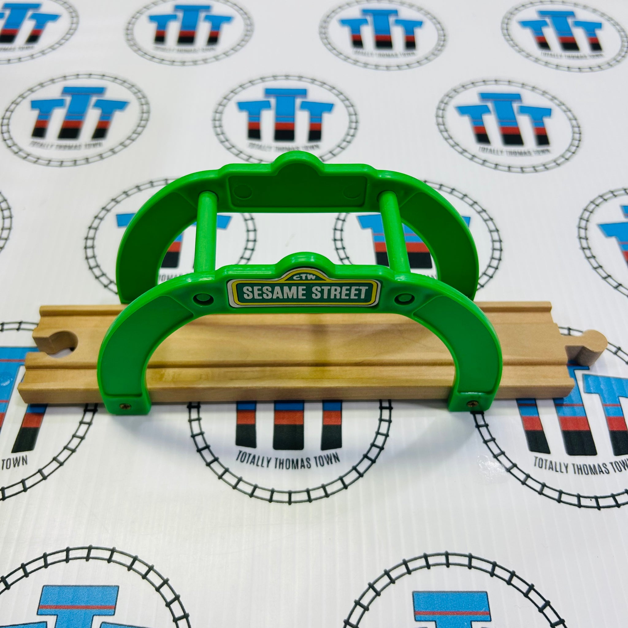 8” Green Sesame Street Bridge - Other Brand – Totally Thomas Town