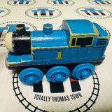 Thomas Flat Magnet with Staples #26 Rare Poor Condition Wooden - Used