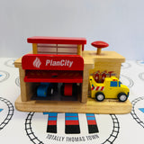 PlanCity Fire Station with 3 Cars Generic Brand Used - Wooden