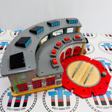 Deluxe Roundhouse #5 with Marked Turntable (Missing Tools and One Door Does Not Close Fully See Notes) Wooden - Used