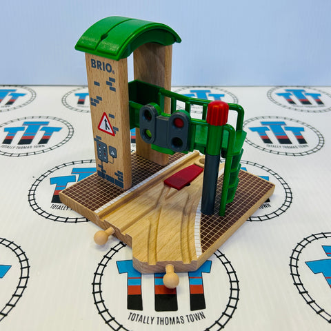 BRIO Signal Station 33674 Wooden - Used