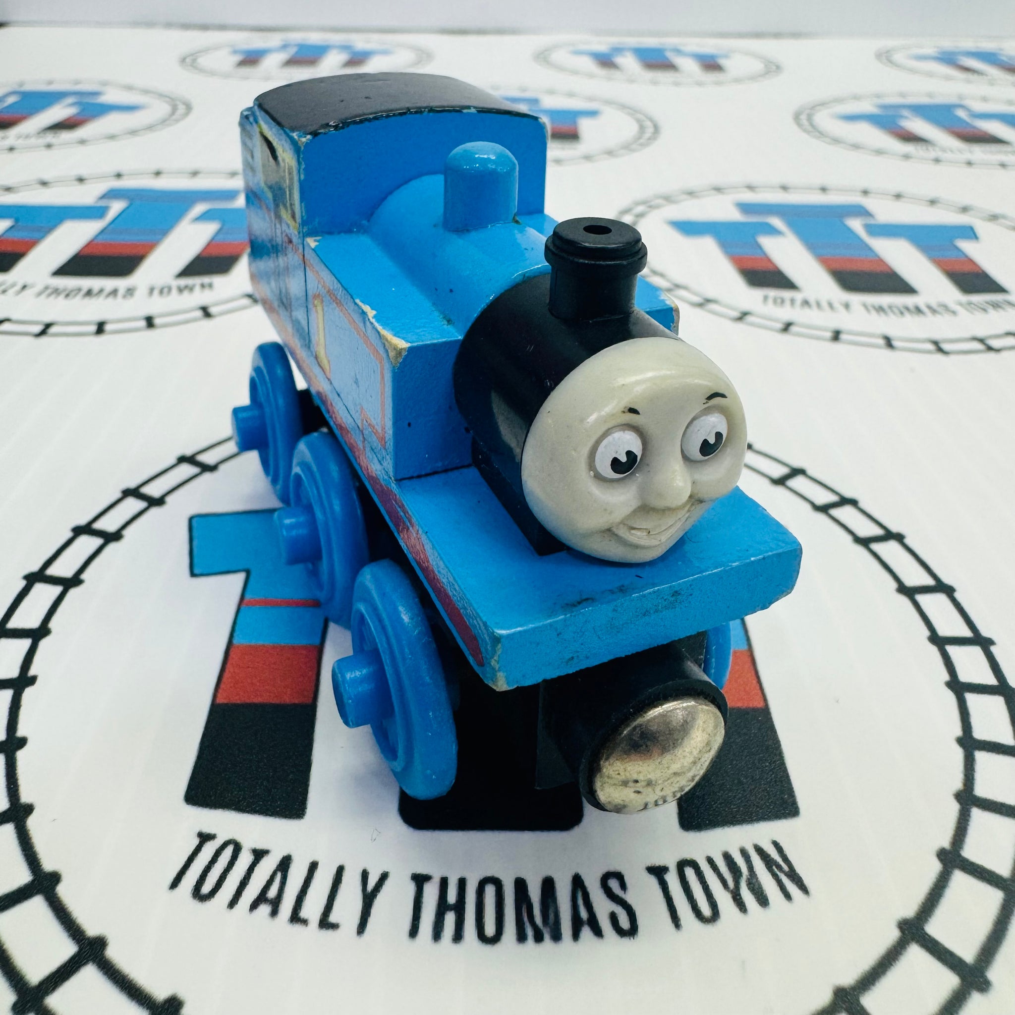 Thomas #6 Different Eyes Chipping Paint (Learning Curve 1999