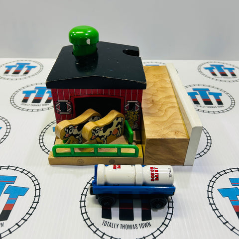 Sodor Dairy Farm with 2 Cows, 2 Milk Barrel (Different Style) and 1 Barrel Car #2 Wooden - Used