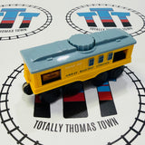 Great Railway Limited Baggage 1605 with 1 Luggage Piece Lionel Wooden - Used