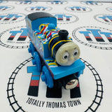 Joyeux anniversaire Thomas (La courbe d'apprentissage) En bon état En bois - Utilisé