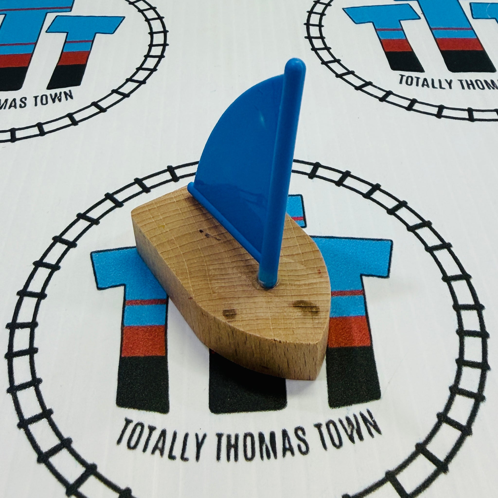 BRIO 33630 Blue Small Sailboat Vintage (Glued at Base) Wooden