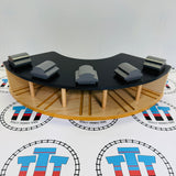 Roundhouse with Splitter #1 Chipped Track/Stained Splitter Wooden - Used