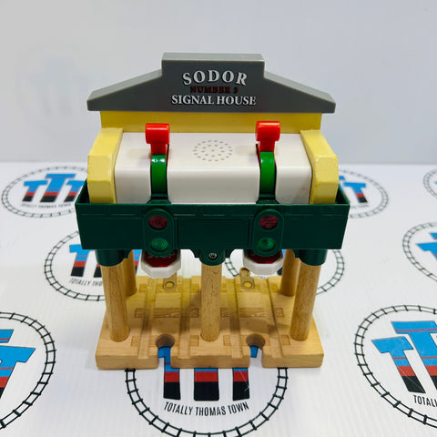 Deluxe Over the Track Signal House (1 Green Light Sometimes Not Activating) #2 Wooden - Used