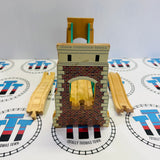 Pont suspendu #3 - Écaillement de peinture, en bois - Occasion