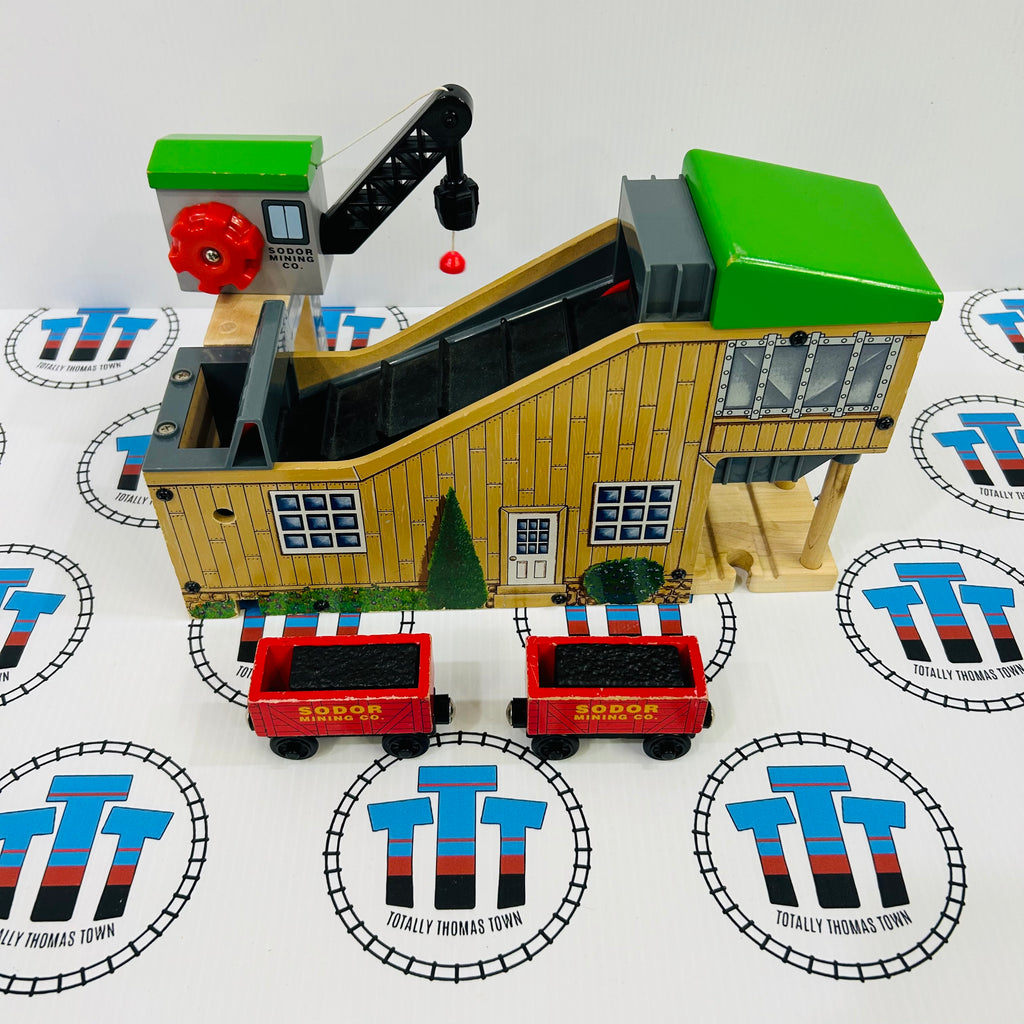 Coal Company (Sodor Mining Co.) with Conveyor, Crane, 2 Cargo Cars and