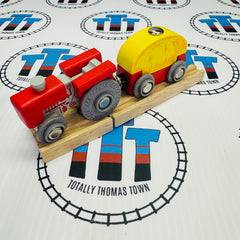 NIVEAU 3 : GRATUIT À PARTIR DE 175 $ (CAD) - Tracteur et wagon rouges avec rail en bois BIGJIGS - Neuf en boîte