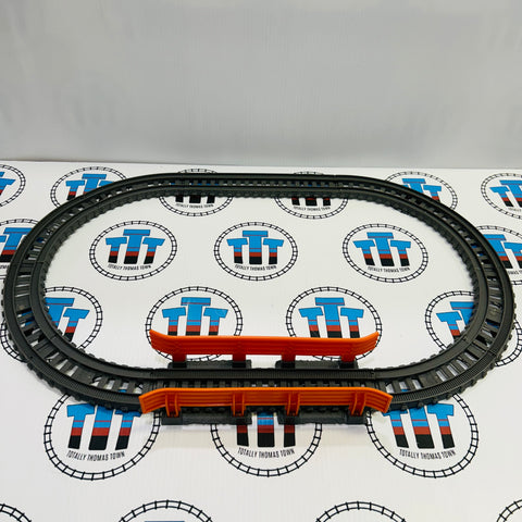 Oval Pack with Barriers Used - Trackmaster Revolution