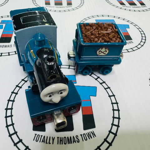 Ferdinand with Tender Talking (2013) Square Magnet Fair Condition Used - Take N Play