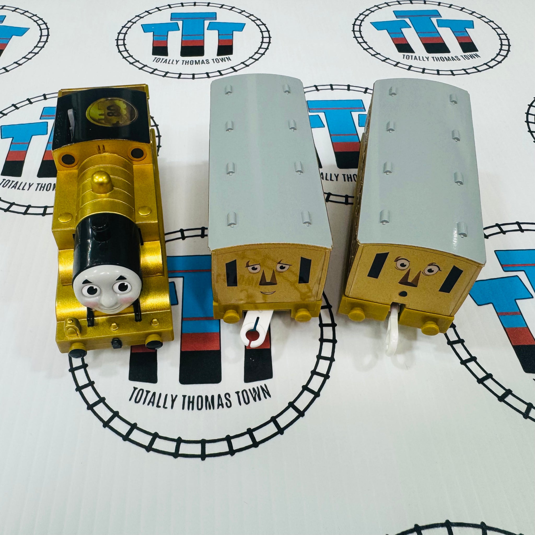 80th Anniversary Gold Thomas, Annie and Clarabel New NO Box - TOMY