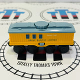 Great Railway Limited Baggage 1605 with 1 Luggage Piece Lionel Wooden - Used