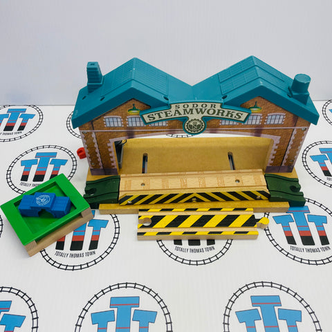 Steamworks Station with Cargo Wooden - Used