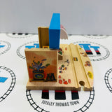 BRIO 32532 Busytown Grocery Store Missing Door Wooden - Used