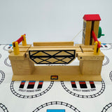 Pont levant BRIO Vintage côtés en bois toit rouge 33357 occasion - Bois
