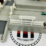 Elsbridge Station Crossing (Damaged Fences/Missing Trees) Used - TOMY