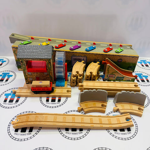 Musical Melody Tracks Set with Cargo Car (Track No Road) Slightly Discoloured #3 Wooden - Used