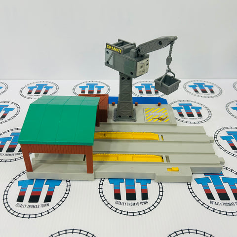 Cranky at the Docks (VERY Noisy) Chipped Battery Cover Used - TOMY